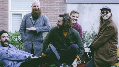 IDLES' new single is as funny and uncompromising as ever - Double J