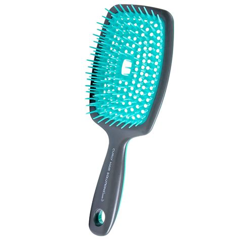 The 10 Best Brushes for Curly Hair, According to Hairstylists