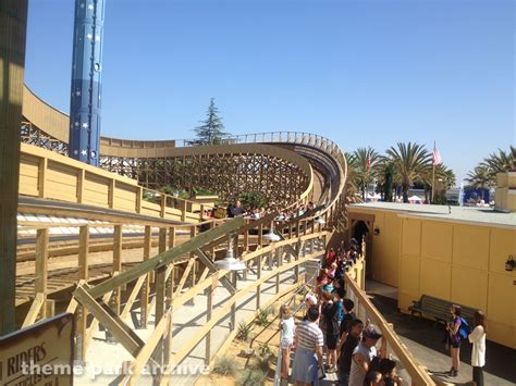 Gold Striker at California's Great America | Theme Park Archive