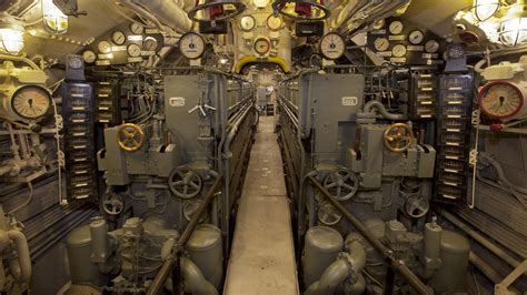 On-board Tour - Griffin Museum of Science and Industry