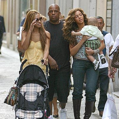 Beyonce Knowles Family picture | Beyonce Knowles Photos | FanPhobia - Celebrities Database