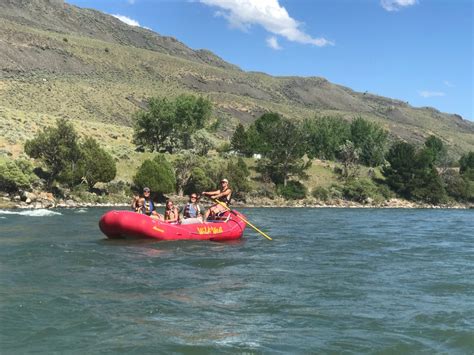 Rafting on the Yellowstone River - Chaos Caravan