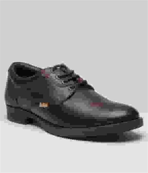 10 Best Formal Shoe Brands for Men in India 2023 | DesiDime