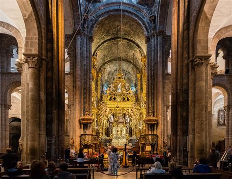 La Catedral de Santiago de Compostela. – España en la historia