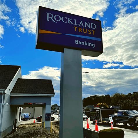 Rockland Trust, Various Locations | Poyant