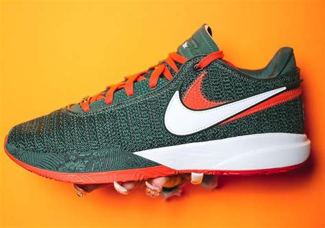 Nike LeBron 20 "FAMU Athletics PE" | SneakerNews.com