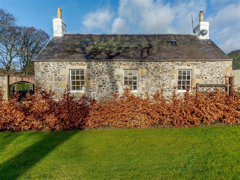 2 Bedroom Cottage in Scottish Borders - Dog Friendly Holiday Cottage in ...