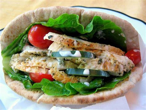 Greek Chicken Pita Wrap | EasyHealth Living