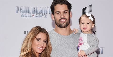 Find Out The Gender Of Jessie James Decker’s 3rd Baby