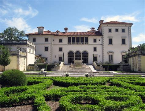 Miami - Vizcaya Museum & Gardens - Villa Vizcaya - Side of… | Flickr