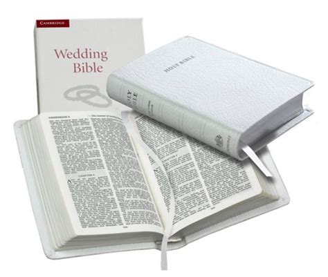 KJV Family Bible - Deluxe Edition - The KJV Store