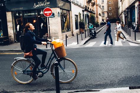 Cycle Chic®: Addressing Urban Cycling the Right Way