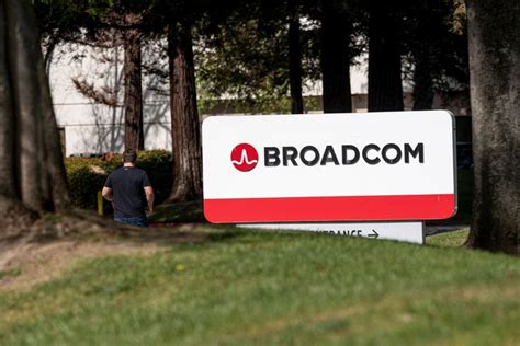 Broadcom's Stock Price Hit a Record High For The Third Straight Day ...