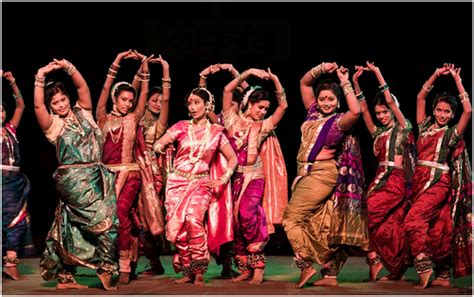 Folk Dances of Maharashtra | Indian Folk Dance