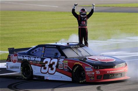 Austin Dillon Holds Off Charging Ryan Blaney For XFinity Series Win In Las Vegas - RaceDayCT.com