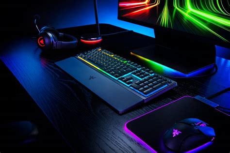 RAZER ORNATA V3 LOW-PROFILE MECHA-MEMBRANE RGB KEYBOARD