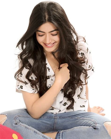 Cool Rashmika Wallpaper - KoLPaPer - Awesome Free HD Wallpapers