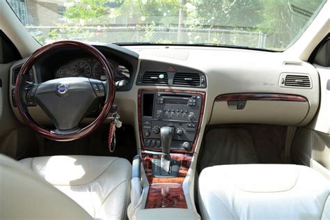 2006 Volvo S60 - Interior Pictures - CarGurus