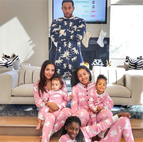 Ludacris | Family picture outfits, Cute family, Family fashion