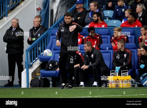 Barnsley manager Paul Heckingbottom Stock Photo - Alamy