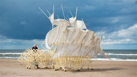 Theo Jansen's wind-powered strandbeest sculptures walk into Singapore