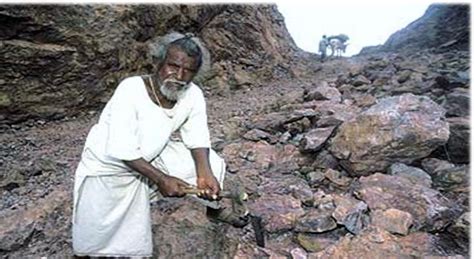 Dashrath Manjhi | Art of Giving