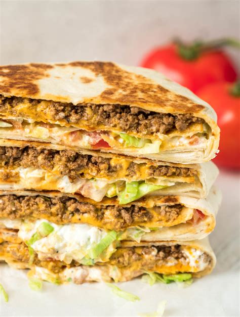 Crunchwrap Supreme – The Food Joy