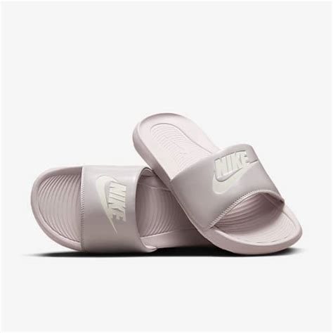 Slides. Nike ID