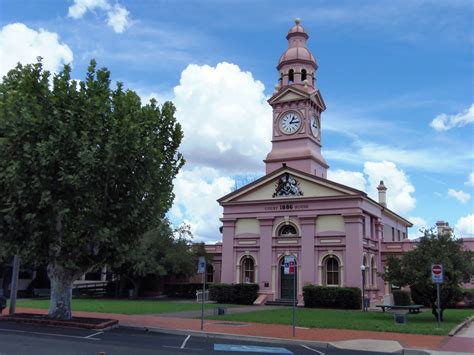 Solo Steve On The Road: INVERELL NSW THE SAPPHIRE CITY