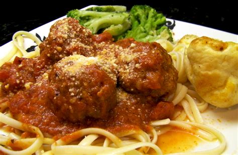 Linguini with Turkey Meatballs in Marinara Sauce – $10 buck dinners!