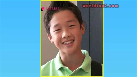 Bang Chan | Bio, Age, Height, Gf, Net Worth (2023), Family