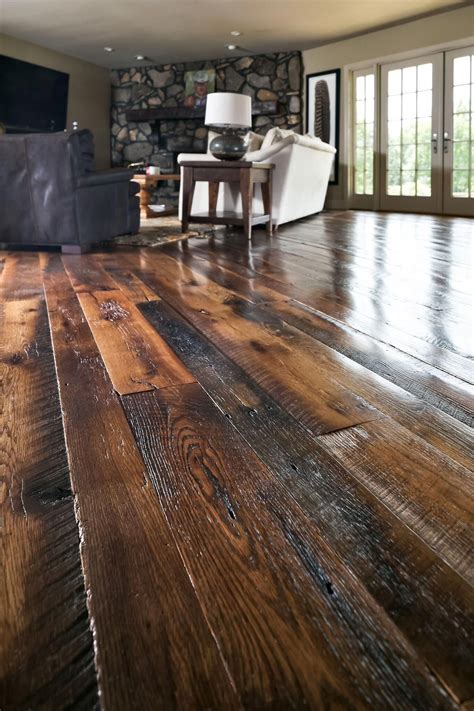 LOVE THESE FLOORS!! #woodflooringideasrustic | Wood floor design, Small house interior design ...