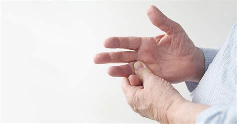 What causes numbness and tingling in my fingers and hands? – East Gippsland Osteopathic Clinic