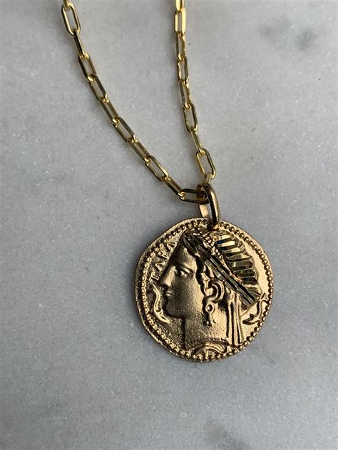 14K Solid Gold Vintage Pendant Gold Coin Pendant Vintage - Etsy