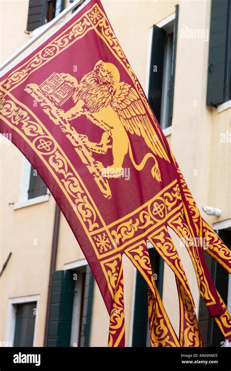 Flag of the republic of venice hi-res stock photography and images - Alamy