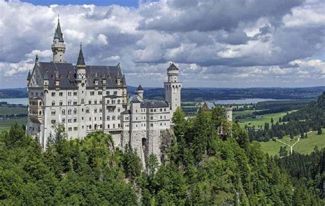 Inside Neuschwanstein Castle – Germany’s Fairytale Castle