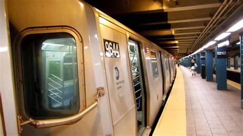 NYC Subway: Forest Hills bound R160 R train at Whitehall St - YouTube