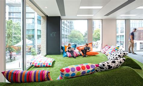 Beanbags in the Office: Are They Here to Stay? | Insight | Relaxing ...