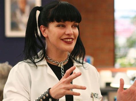 Abigail ' Abby' Sciuto is the goth lab tech from NCIS. Description from modalcorpus.blogspot.com ...