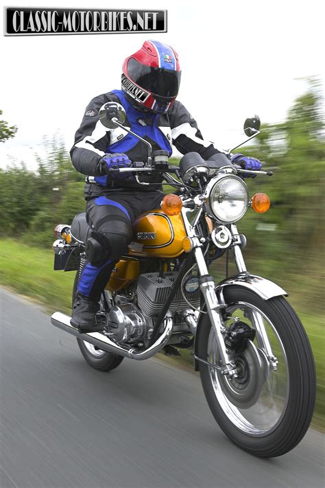 Suzuki GT250A Road Test - Classic Motorbikes