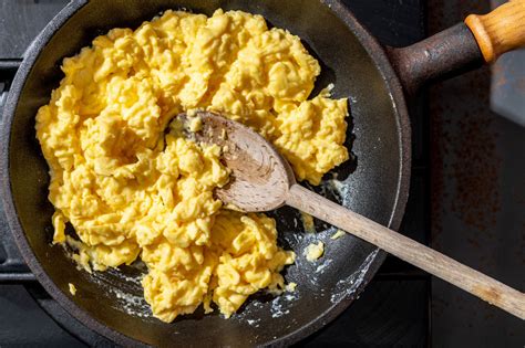 Recipe: How to make excellent scrambled eggs, just the way you like ...