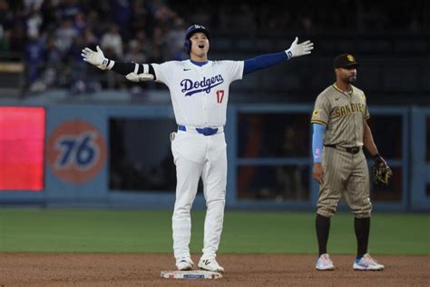 Shohei Ohtani helps Dodgers breathe easier with win over Padres - Yahoo ...