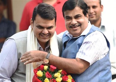 Devendra Fadnavis Age, Caste, Wife, Children, Family, Biography » StarsUnfolded