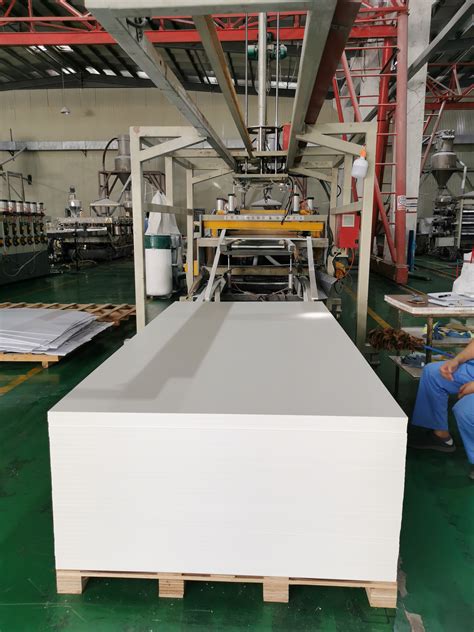 Smooth Surface Rigid PVC Foam Board 1.22x2.44m