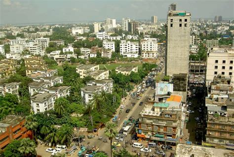 Photographs, map and information on places of interest in Dhaka ...