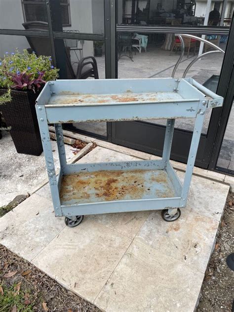 DIY Industrial Cart Refresh - From Farmhouse to Florida