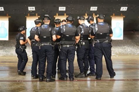 ‘A Career Of Sacrifice’: Honolulu Police Grapple With Hiring New ...