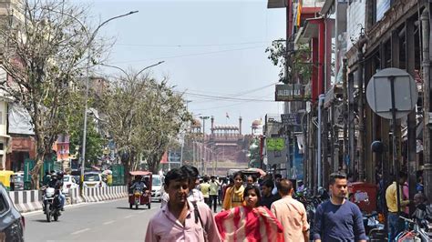 Clothing To Lighting: Your Complete Shopping Guide To Chandni Chowk Market This Festive Season ...