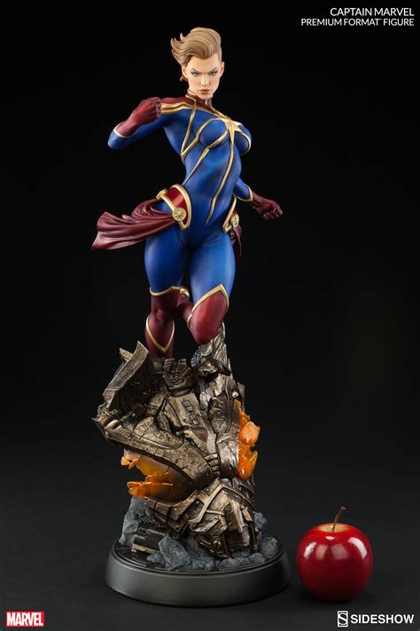 COOL TOY REVIEW: Your Source For Action Figure Images & News Sideshow ...