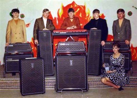 The VOX Showroom - My Vox Band - "The Rogues" - Collinsville VA - 1967